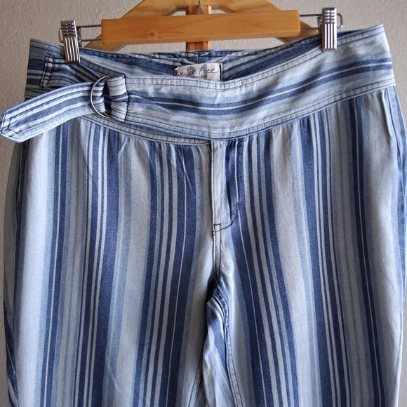 🎀 Free People We The Free Indigo Haze Journey Flare Striped Retro Jeans Sz.31 - Picture 4 of 13